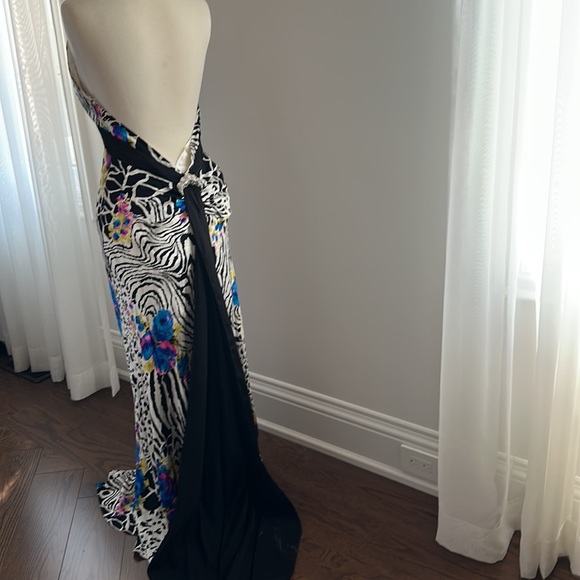 La Femme evening gown/dress sz8 with open back Prom - Picture 2 of 7